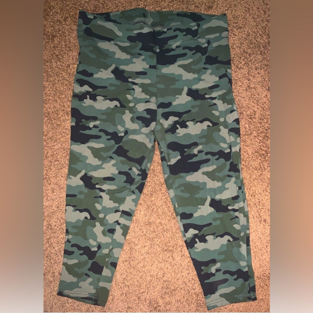 Torrid High Waisted Cropped Leggings